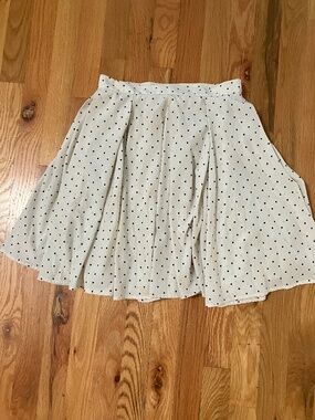 Small American apparel mini skirt in polkadot